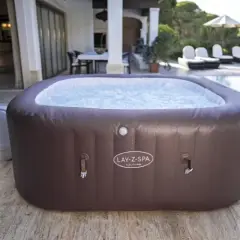 Basen, spa, jacuzzi: Wybierz idealne dla siebie! Poradnik eksperta