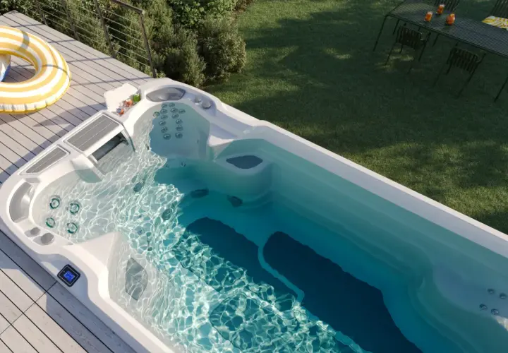 Swim spa: basen z przeciwprądem i jacuzzi? Pełny przewodnik przed zakupem