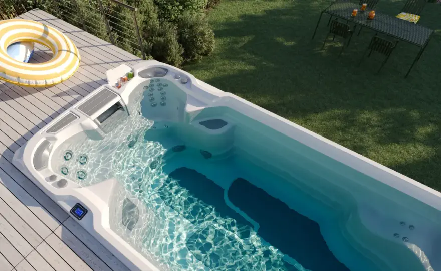 Swim spa: basen z przeciwprądem i jacuzzi? Pełny przewodnik przed zakupem