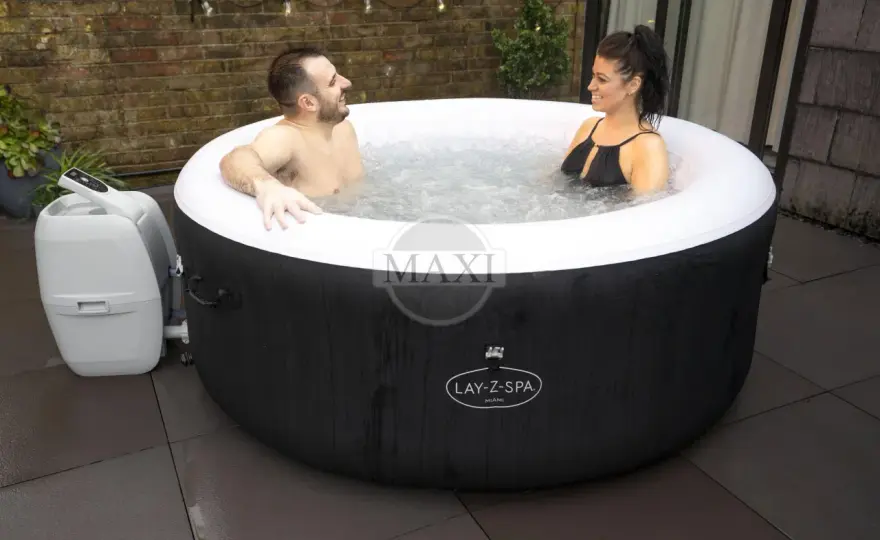 Dmuchane jacuzzi Lay-Z-Spa: który wybrać i ile kosztuje relaks?