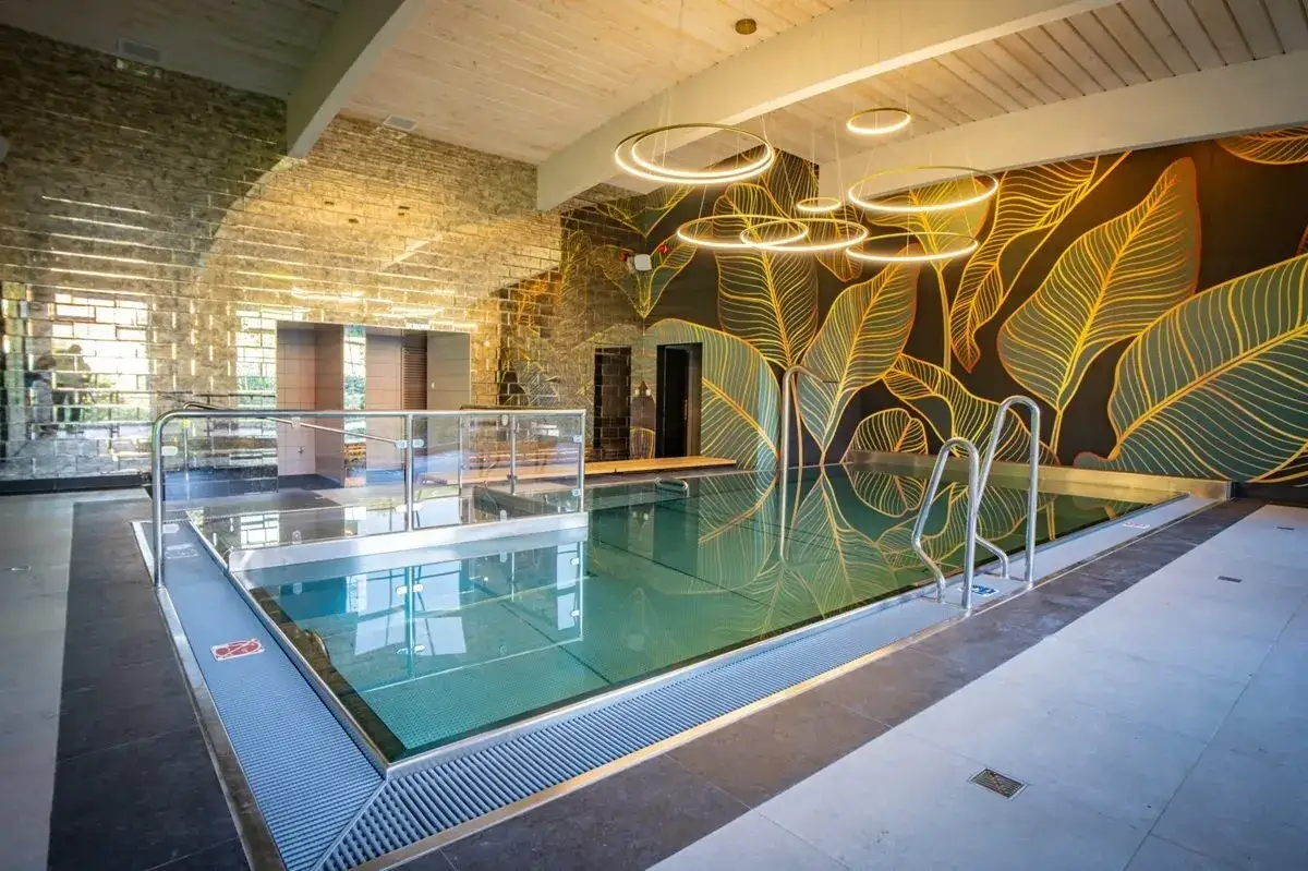 Luksusowe wnętrze day spa w Warszawie, relaksująca atmosfera